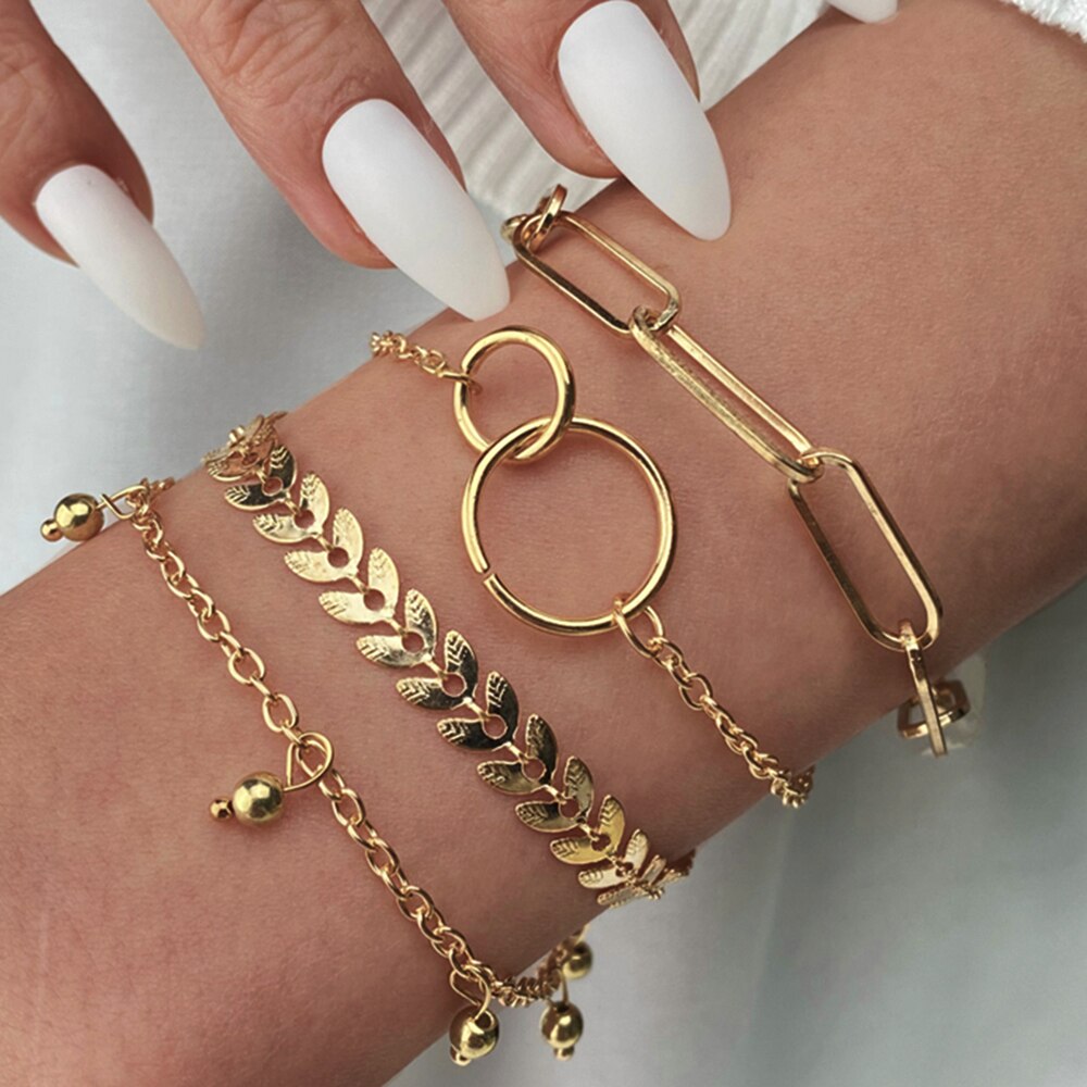 Vintage Circle Interlocking Fishbone